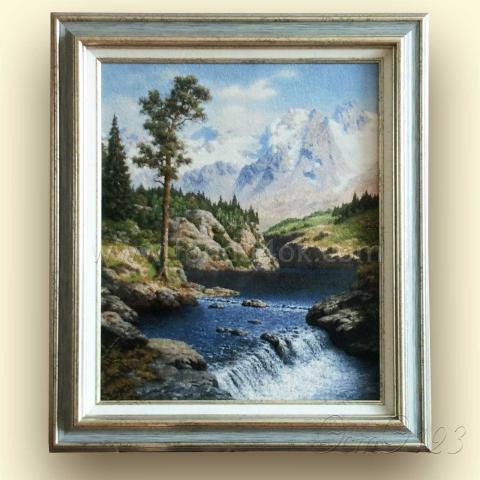 Оформленная вышивка  - ткань: Страмин-Конгресс 24 ct, , техника: петит/полукрест <br>Автор вышивки:  Людмила (LuVa30)