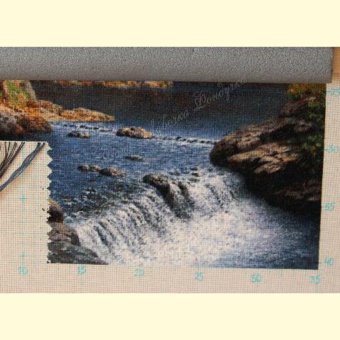 Вышивка  - ткань: Страмин-Конгресс 24 ct, , техника: петит/полукрест <br>Автор вышивки:  Злата Кремез (zlataya)