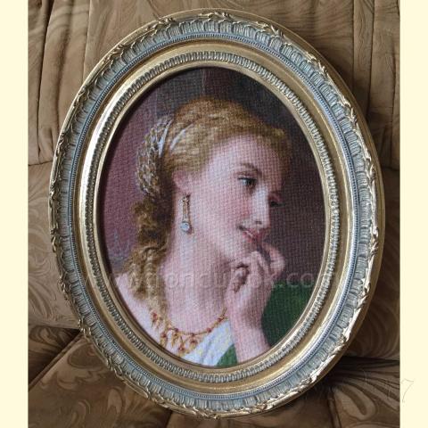 Оформленная вышивка - ткань: cетка 25 ct, техника: петит-поинт <br>Автор вышивки: Лариса (Лорис)