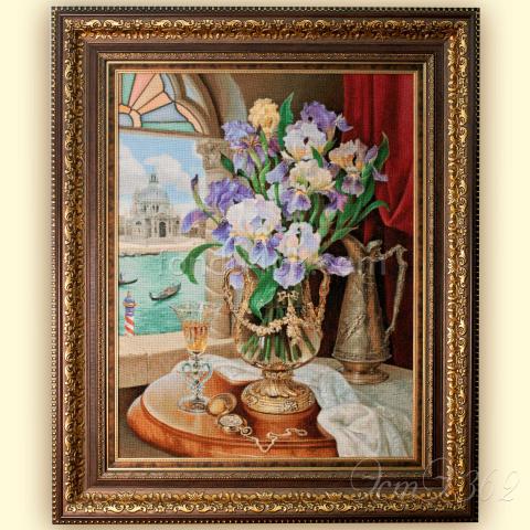 Вышивка в оформлении - ткань: Страмин-Конгресс 24 ct, техника: петит/полукрест <br>Автор вышивки: Анастасия Михайлова