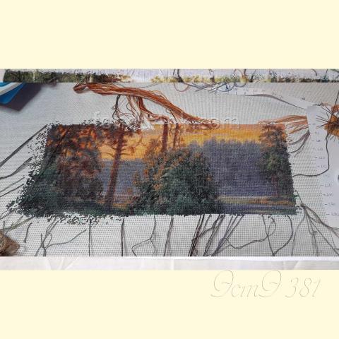 Вышивка  - ткань: Страмин 24 ct, техника: петит-полукрест <br>Автор вышивки: Лариса Якубова (fatima7aminna)