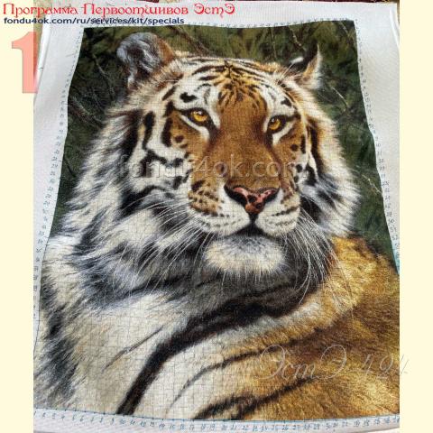 Вышивка - ткань: Конгресс Страмин 24 ct, техника: петит/полукрест <br>Автор вышивки: Резеда Сабитова<br>Программа Первоотшивов 2022